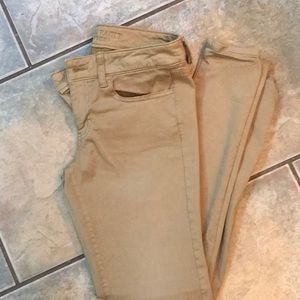 American eagle jegging super stretch khaki size 6